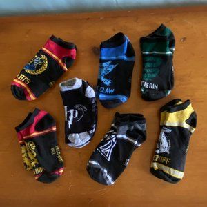 🌟 LAST CALL!!! 🌟 Hot Topic Multi-colored Harry Potter Ankle Socks (SET OF 7!)